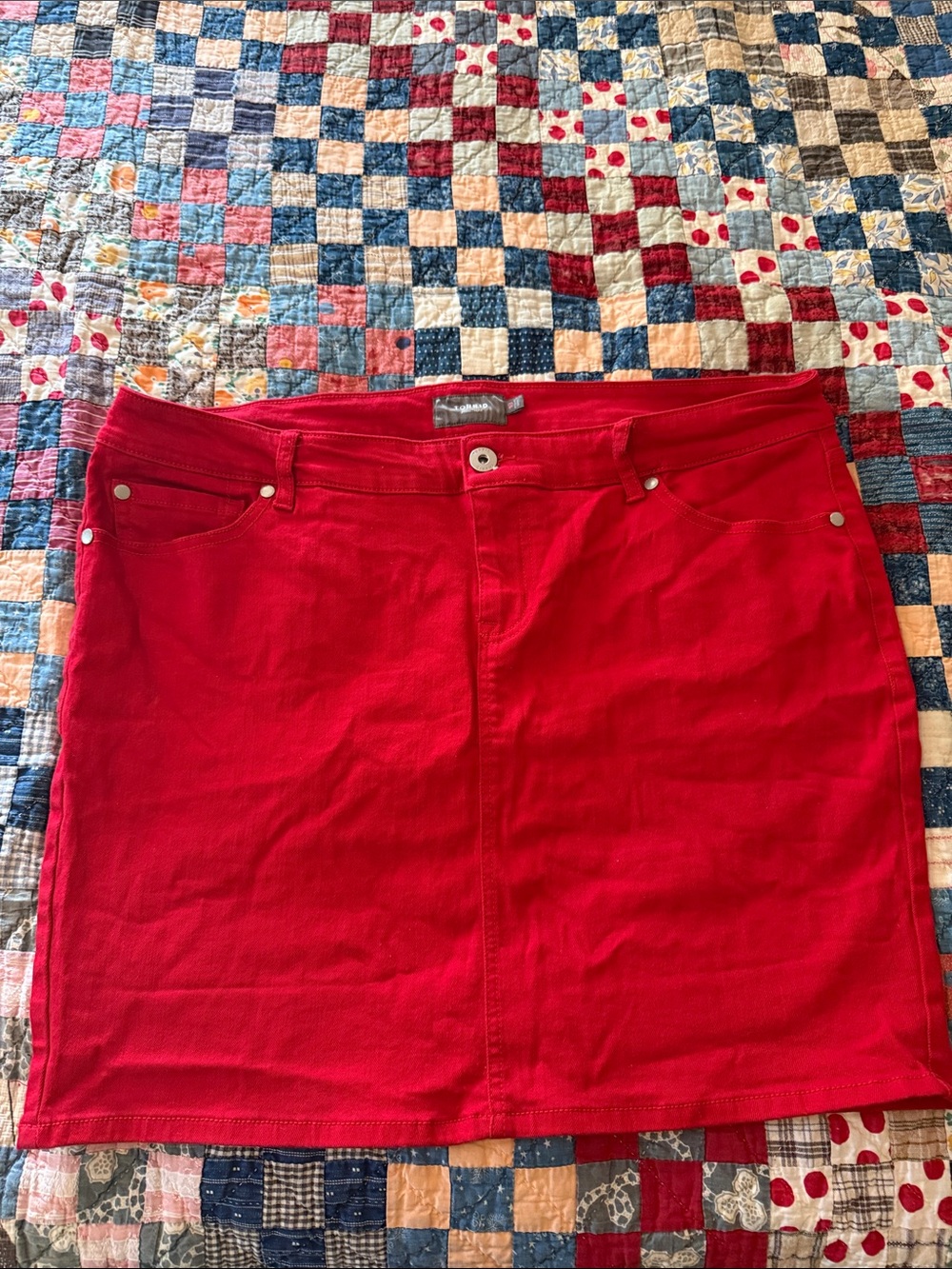 Torrid Red Women's Skirt Size 18